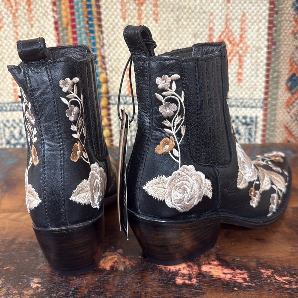 Liberty Black Women's Mossil Negro Bootie. New with tags. - Picture 6 of 8